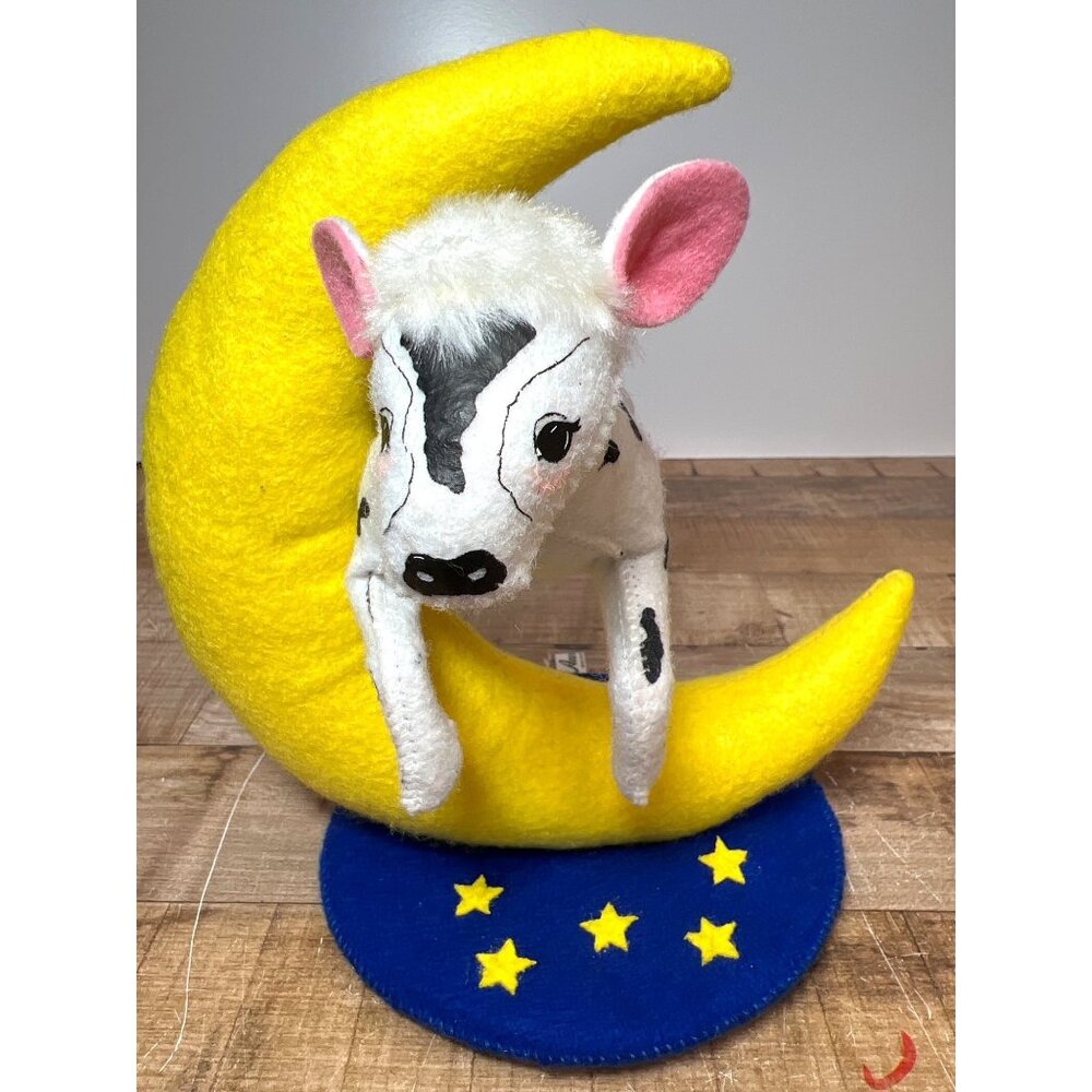 VERY RARE Annalee Cow Jumped Over The Moon Base Felt Handmade Decor 251113